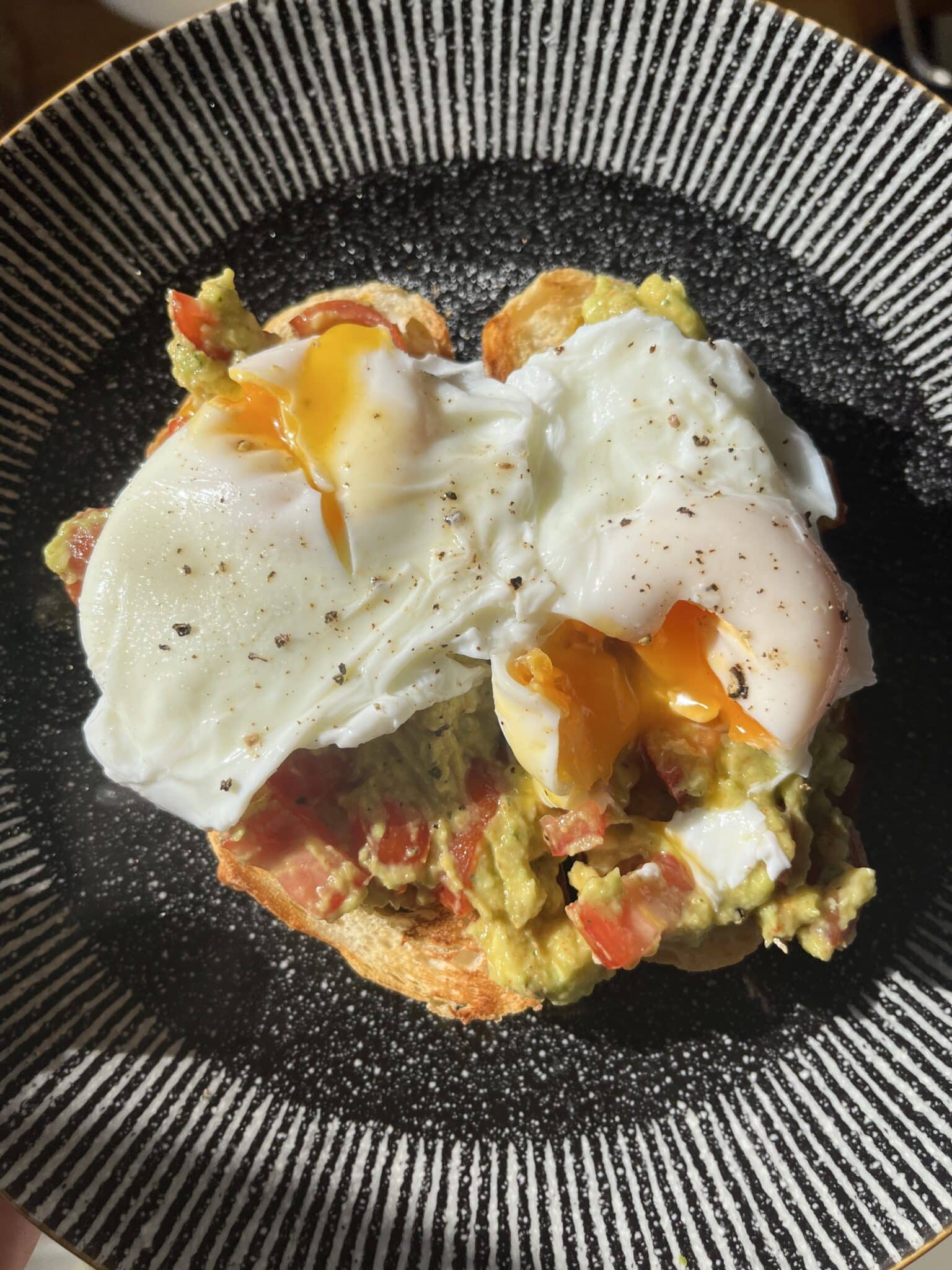 Avocado and Egg on Toast - Ultra Nutrition